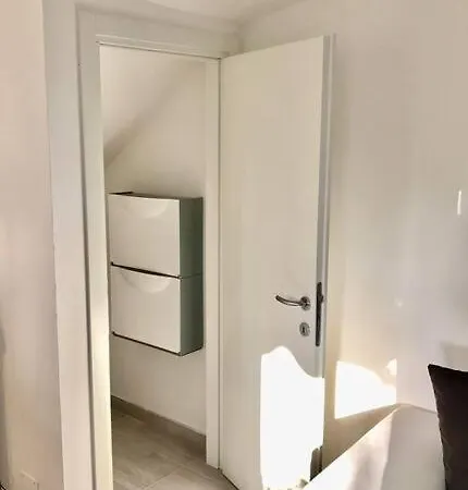 A Due Piani Con Giardino E Piscina Villa Duna Verde